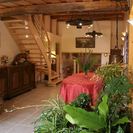 Printaniere, La Landre Bed & Breakfast